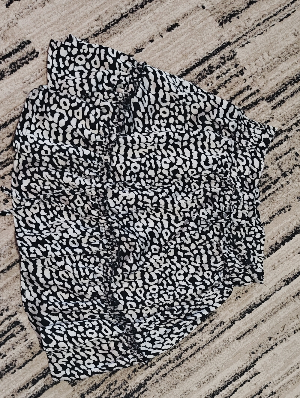 SHEIN Black and White Animal Print Ruffle Skirt